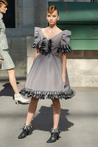 Look 24